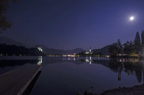 Lago de Bled por la noche —  Fotos de Stock