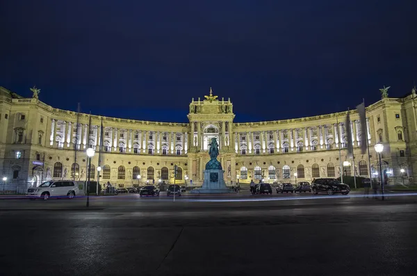 Bécsi hofburg palota éjjel — Stock Fotó