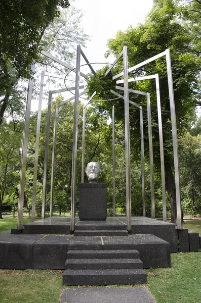 Monument över karl renner — Stockfoto