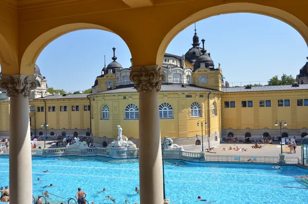 O banho Szechenyi em Budapeste — Fotografia de Stock