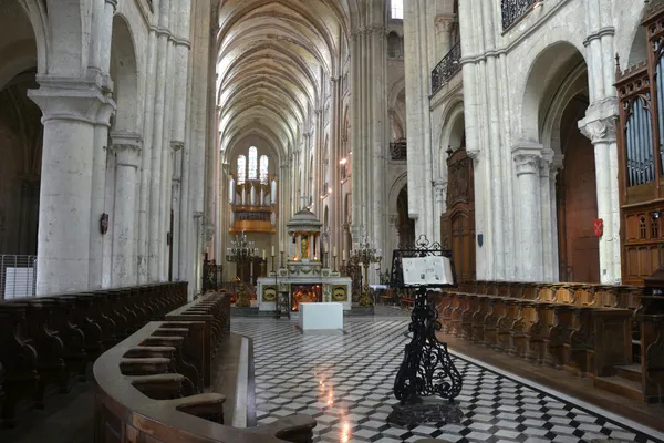 Noyon cathedral choir — Stock Photo, Image