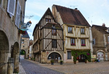 Noyers sur dingin Meydanı