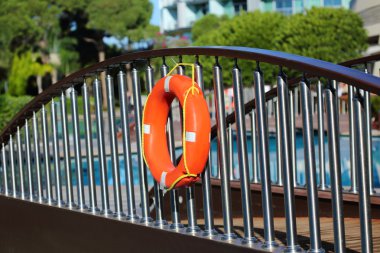 Lifebuoy köprü.