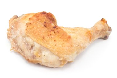 Kızarmış tavuk budu.