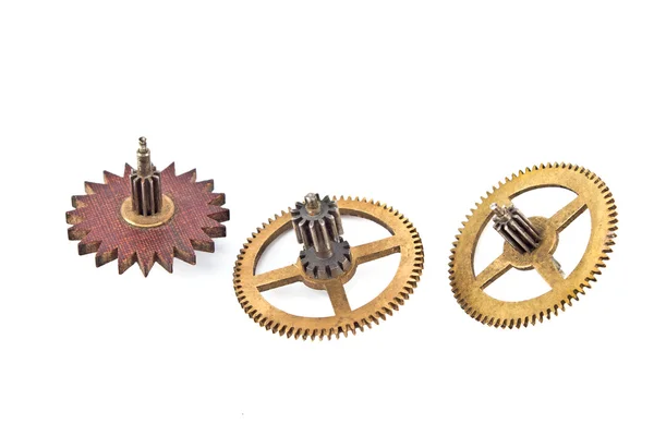 Üç eski cogwheels vites beyaz izole — Stok fotoğraf