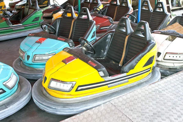 Botsauto's in amusement park Stockfoto
