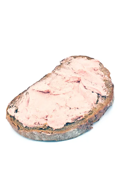 Segment van zwart brood en lever pate — Stockfoto