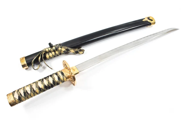 Giapponese samurai katana spada isolato su bianco — Foto Stock