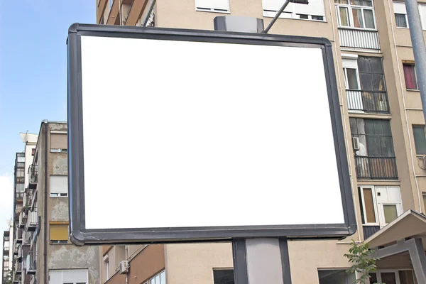 Lege billboard in een stad — Stockfoto