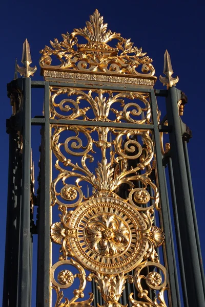 Puerta dorada — Foto de Stock