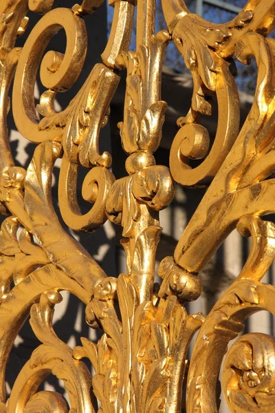 Portão dourado — Fotografia de Stock