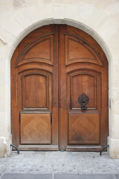 Drzwi w Paryżu — Zdjęcie stockowe