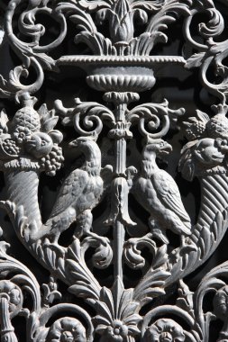 Paris eski bir kapı detayları