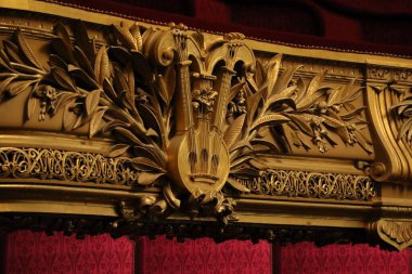 Palais Garnier 'in detayları, Paris Ulusal Operası.