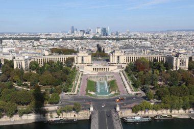 Paris 'teki Trocadero Meydanı' nın havadan görünüşü