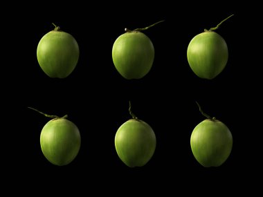 Siyah arkaplanda izole edilmiş yeşil hindistan cevizi görüntüsünü ayarla. 3d oluşturma.