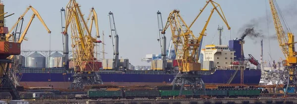 Насипний Корабель Носій Завантаженні Порту — стокове фото