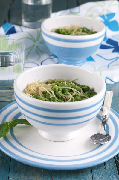 Soup with green pease — Stock Photo, Image