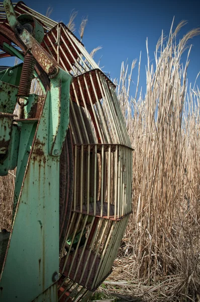 Moissonneuse rouillée Images De Stock Libres De Droits