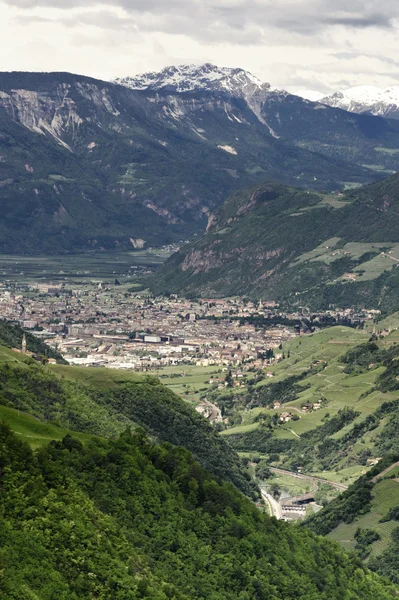 Vista para Bolzano Imagens De Bancos De Imagens