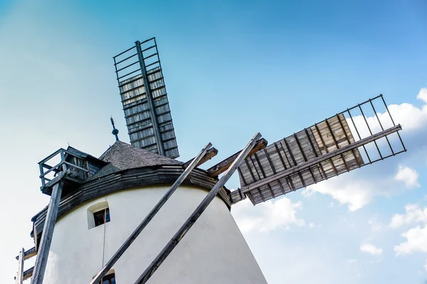 Windmill against blue Sky — Stock Photo, Image