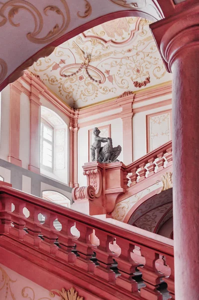 Rosa pintado Interior de uma Abadia — Fotografia de Stock
