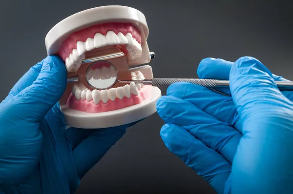 Stomatologická Prohlídka Zubní Nástroje Koncepce Kontroly Zubní Hygieny Zubním Lékařem — Stock fotografie