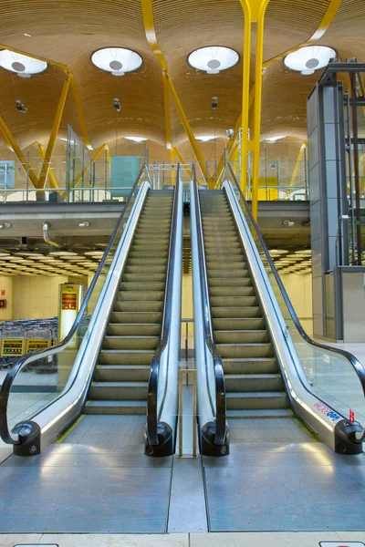 Metal and glass escalator — Stock Photo, Image