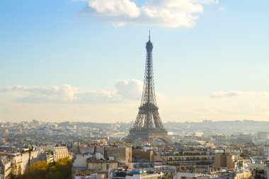 Eyfel turu ve Paris şehir manzarası