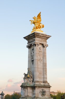 Köprü alexandre III ayağı, paris