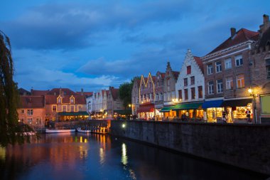 brugge gece sahne
