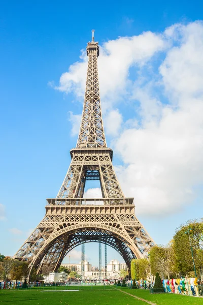 Eiffel tower, France — стоковое фото