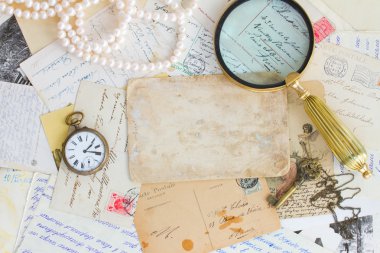 Eski harfler yığını