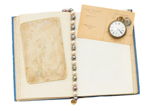 Apri libro antico con cartoline — Foto Stock