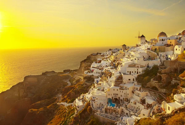 Oia ao pôr do sol, Santorini — Fotografia de Stock