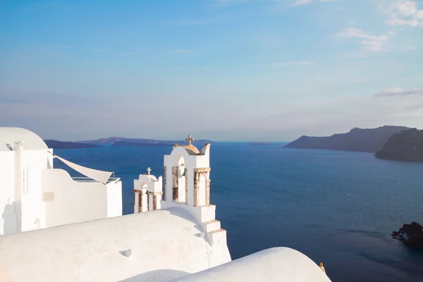 Campanarios blancos Isla de Santorini, Grecia —  Fotos de Stock