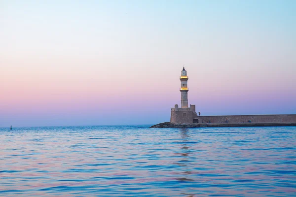 Faro de Chania al atardecer rosa, Creta — Foto de Stock