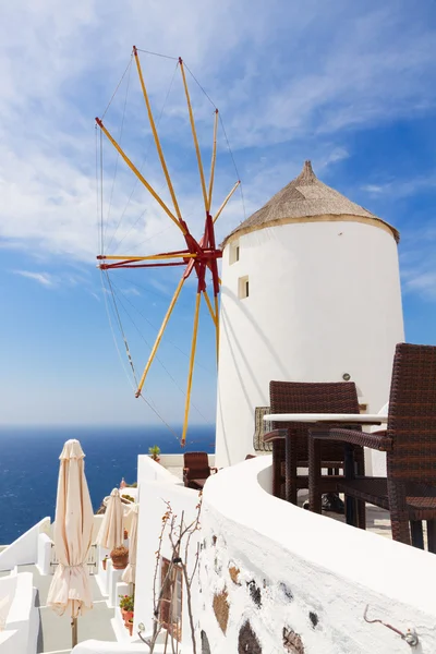 Windmühle von oia, santorini — Stockfoto