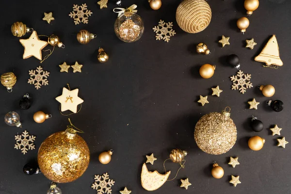 黒と金色のクリスマス — ストック写真