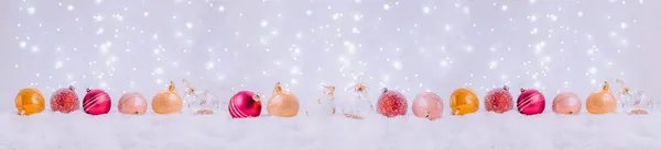 Navidad blanca con nieve —  Fotos de Stock