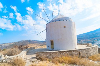 Paros Adası Yel Değirmeni