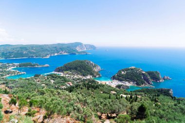 Yunanistan 'ın Korfu kentindeki Paleokastritsa plajı