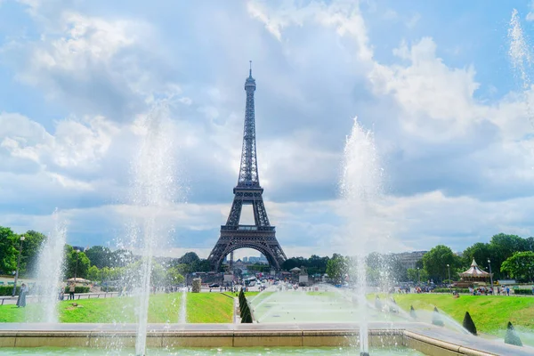 Eiffel tour a z Trocadera v Paříži — Stock fotografie