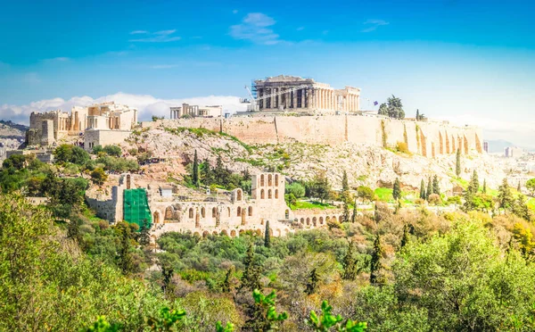 雅典著名的天际线 有雅典卫城山 帕台农 赫尔德阿提克斯圆形剧场 雅典希腊 — 图库照片