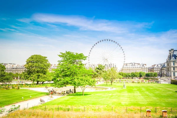 Tuileries Bahçesi, Paris