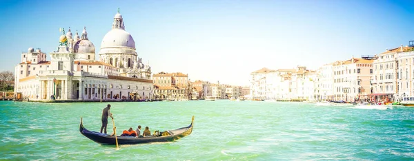 Basilica Santa Maria Della Salute Grand Canal Gondola Boat Venice — Foto de Stock