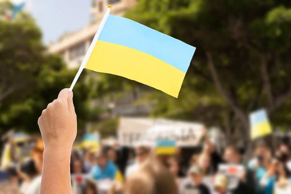 Український Прапор Задньому Плані Ралі Ніякої Війни Підтримка України — стокове фото