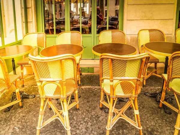 Вид Романтичну Паризьку Вулицю Затишним Кафе Париж Франція — стокове фото