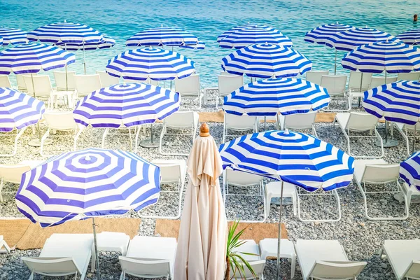 Ote Dazur Striped Beach Umbrellas França — Fotografia de Stock