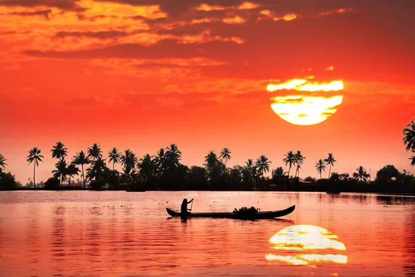 Tropische zonsondergang — Stockfoto